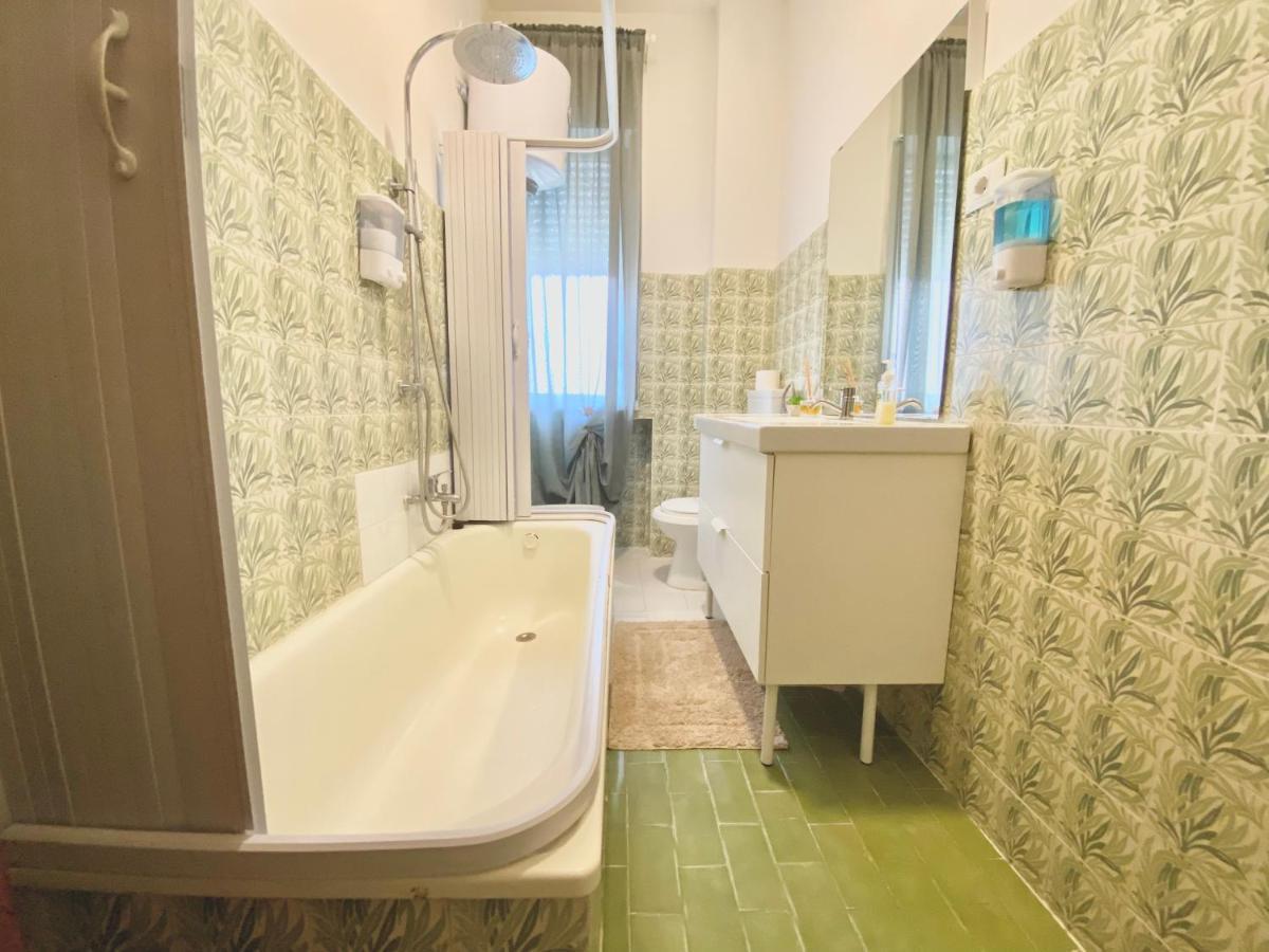 Guest House Service - Express Airport Apartment Modugno Exteriör bild