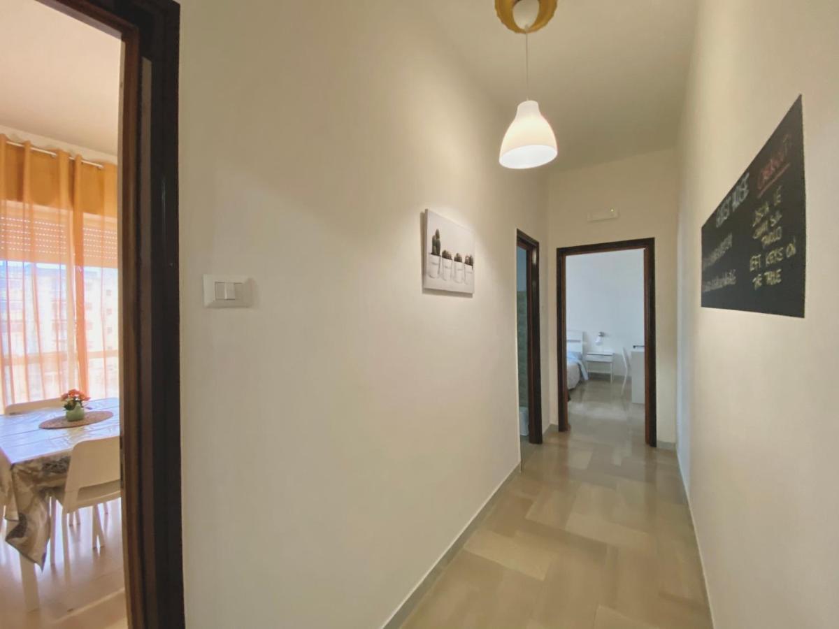 Guest House Service - Express Airport Apartment Modugno Exteriör bild